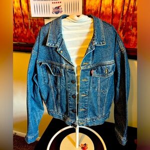 Levi’s vintage big label denim jacket oh mama! Trucker🤳👖🧥